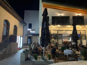 Titi House Borsa Borşa